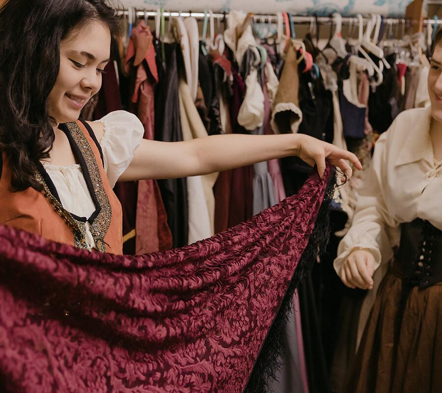 students from the Bachelor of Fine Arts in theatre getting dressed for a performance